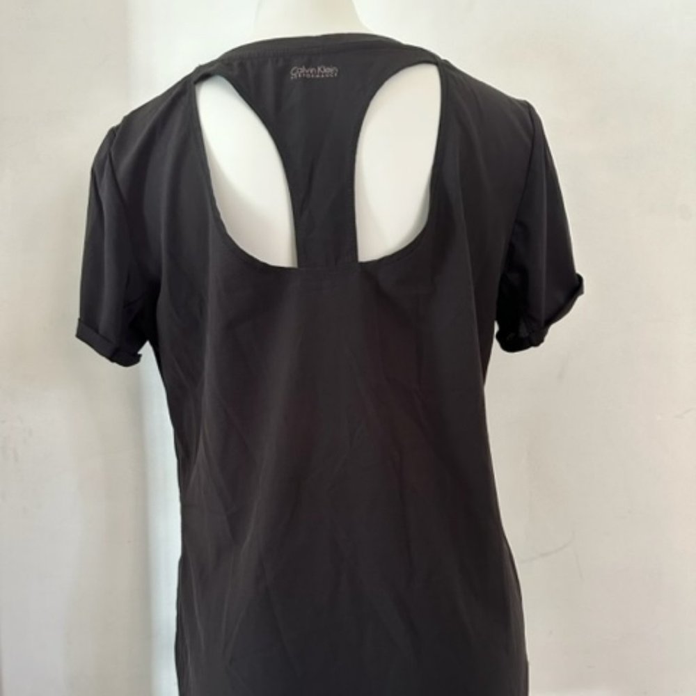 CALVIN KLEIN PERFORMANCE Activewear Top - Sz Large - Quick dry & cool!